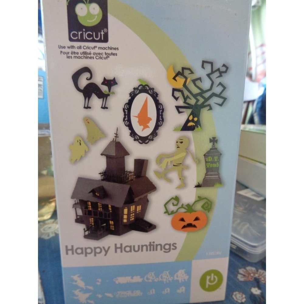 Cricut Die Cut Cartridge HAPPY HAUNTINGS Scrapbooking